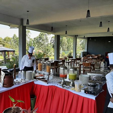 The Willis Hotel, Bomet 外观 照片