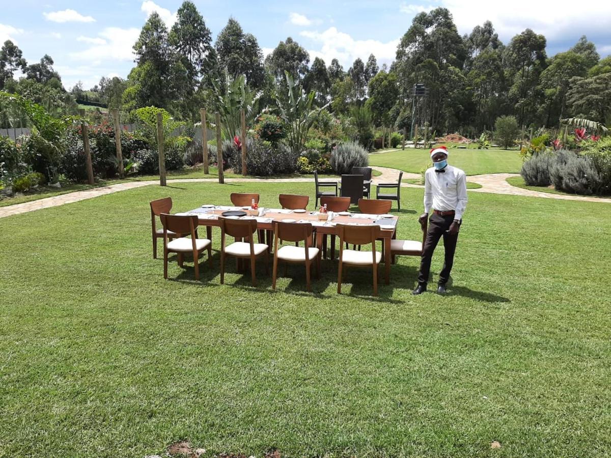 The Willis Hotel, Bomet 外观 照片